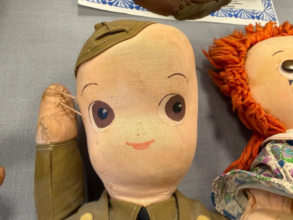 1940'S WWII DOLLYWOD STUDIOS DOLLYWOOD DEFENSE DOLL MADE IN CALIFORNIA AND RAGGEDY ANNE DOLL - 3