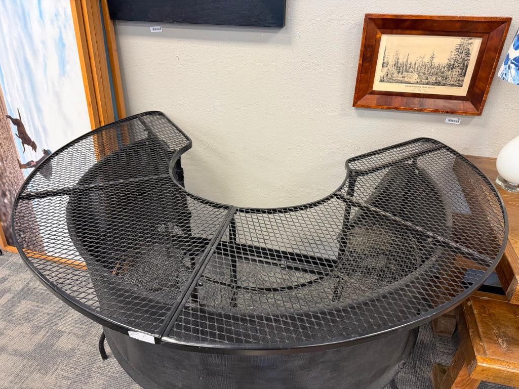 BLCK METAL MESH 3/4 CIRCLE OUTDOOR / PATIO BAR TABLE WITH TWO INTERIOR SHELVES - 4