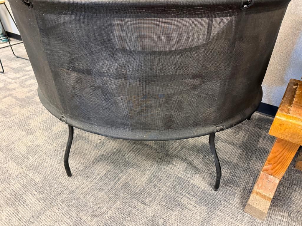 BLCK METAL MESH 3/4 CIRCLE OUTDOOR / PATIO BAR TABLE WITH TWO INTERIOR SHELVES - 9