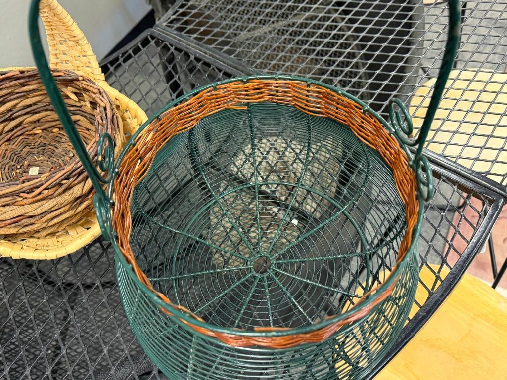SIX ASSORTED METAL WIRE AND WICKER / TWIG WOVEN BASKETS ASSORTED STYLES AND SHAPES - 9