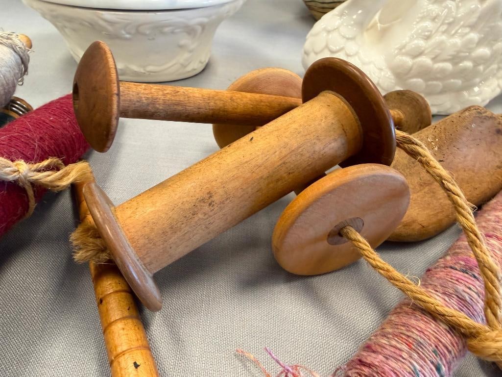 ANTIQUE INDUSTRIAL WOODEN SPOOL THREAD BOBBINS AND TWO WOODEN SHOE LASTS - 8