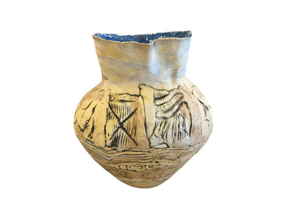 STUDIO ART POTTERY SIGNED VASE FEATURING CREAM COLORED BODY AND BLUE GLAZED RIM (1 of 10)