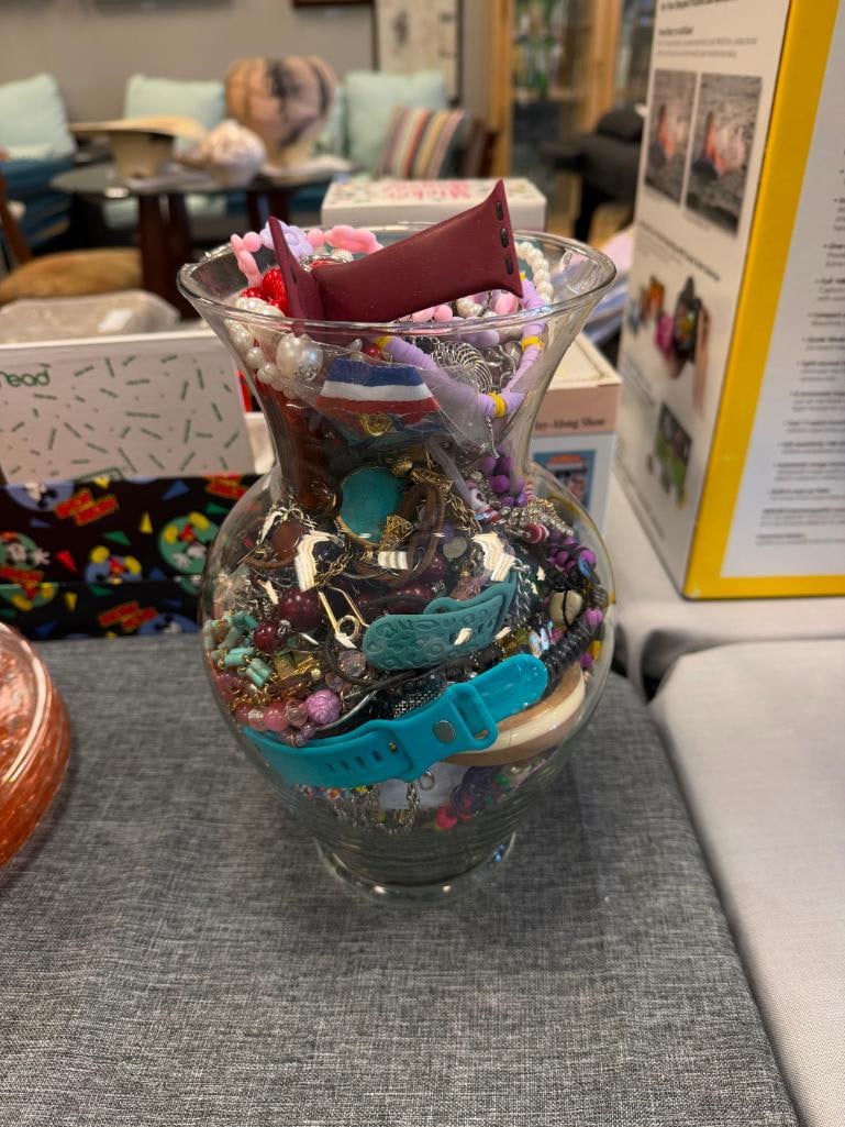 GLASS VASE FILLED WITH ASSORTED COSTUME JEWELRY FEATURING VARIOUS DESIGNS AND STYLES - 3