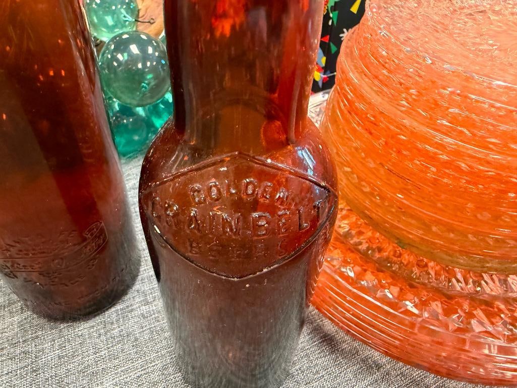 SEVEN ASSORTED ANTIQUE GLASS BOTTLES INCLUDING VALLEY DAIRY AND CRYSTAL MILK BOTTLES - 14
