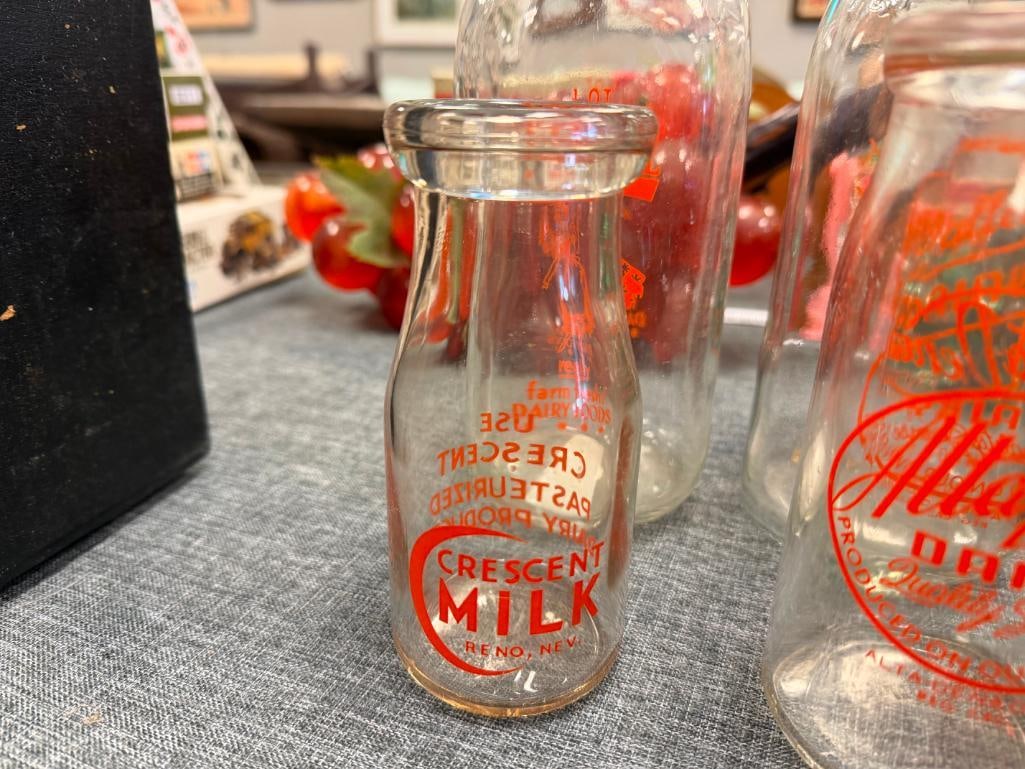 SEVEN ASSORTED ANTIQUE GLASS BOTTLES INCLUDING VALLEY DAIRY AND CRYSTAL MILK BOTTLES - 4