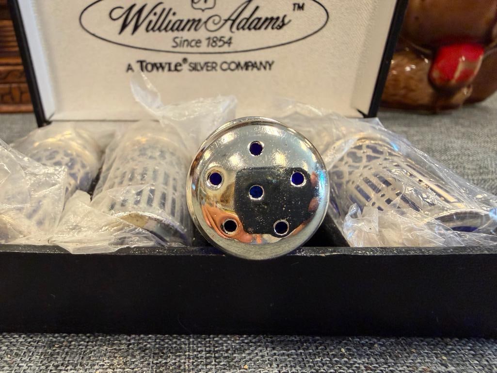 VINTAGE SET OF FOUR TOWLE WILLIAM ADAMS SILVER PLATED COBALT GLASS SHAKERS - 5