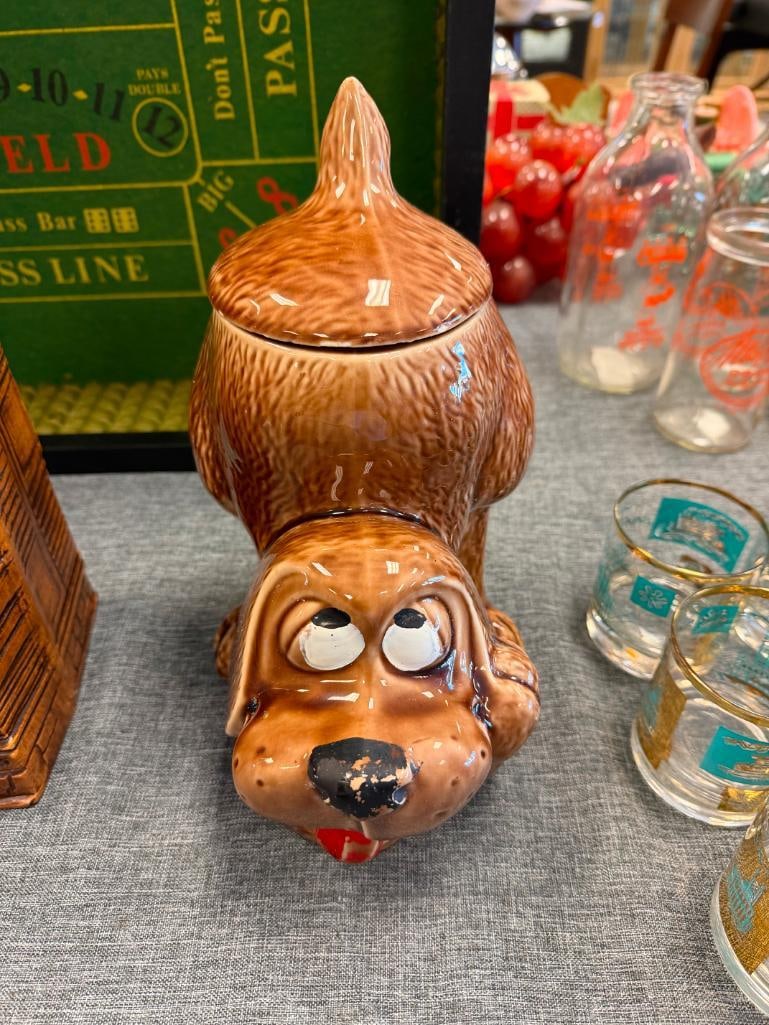 VINTAGE MCCOY POTTERY THINKING DOG CERAMIC COOKIE JAR AND TREASURE CRAFT HOUSE CERAMIC COOKIE JAR - 4