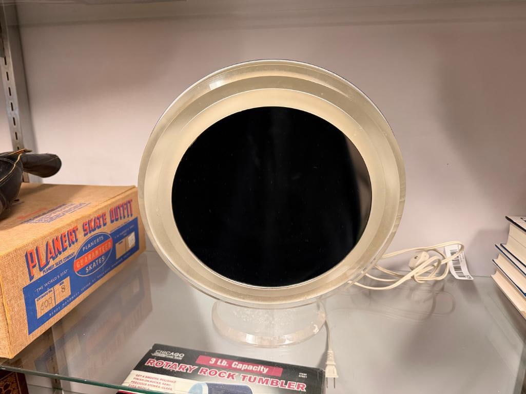 LIGHTED MAGNIFIED ELECTRIC COSMETIC MIRROR ON STAND AND CHROME BACK - 2