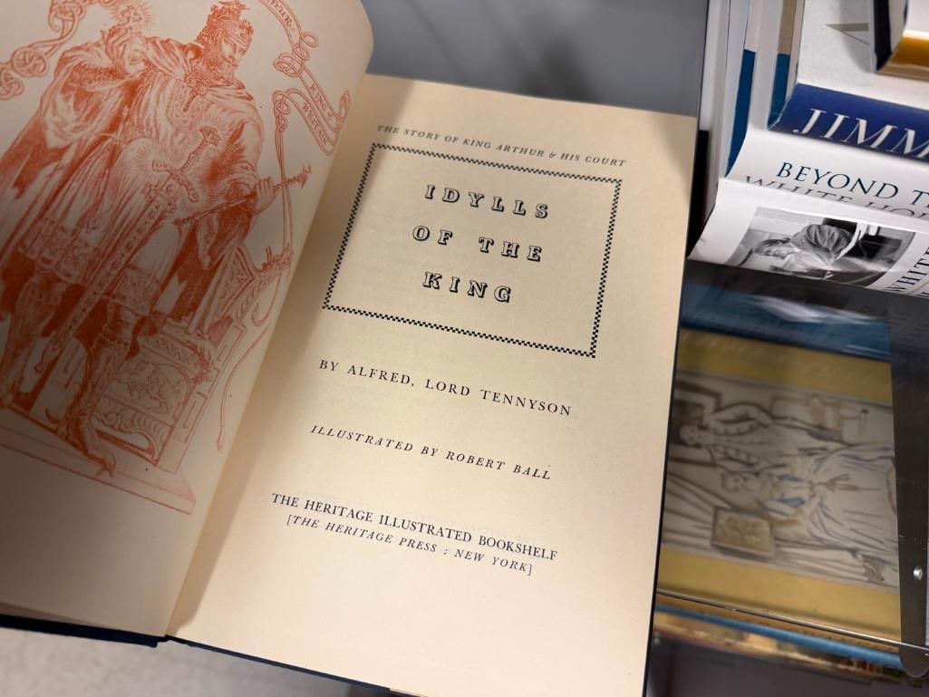 COLLECTION OF SEVEN VINTAGE BOOKS INCLUDING " IDYLLS OF THE KING " BY ALFRED LORD TENNYSON - 4