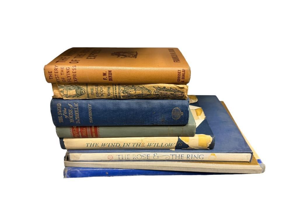 EIGHT VINTAGE HARDCOVER BOOKS INCLUDING " THE JUNGLE BOOK " BY RUDYARD KIPLING COPYRIGHT 1894 (1 of 11)
