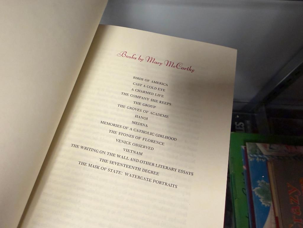 SIX SIGNED FRANKLIN LIBRARY LEATHER BOUND BOOKS INCLUDING " THE AGONY AND THE ECSTAST " - 7
