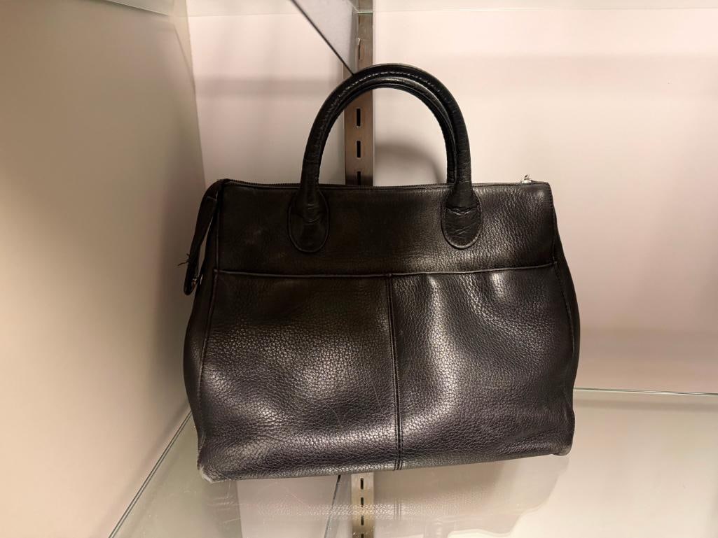 THREE LADIES BLACK LEATHER PURSES / HANDBAGS BY FOSSIL, COBB & CO., AND STONE MOUNTAIN - 10