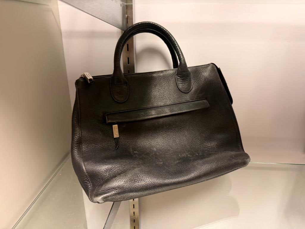 THREE LADIES BLACK LEATHER PURSES / HANDBAGS BY FOSSIL, COBB & CO., AND STONE MOUNTAIN - 11