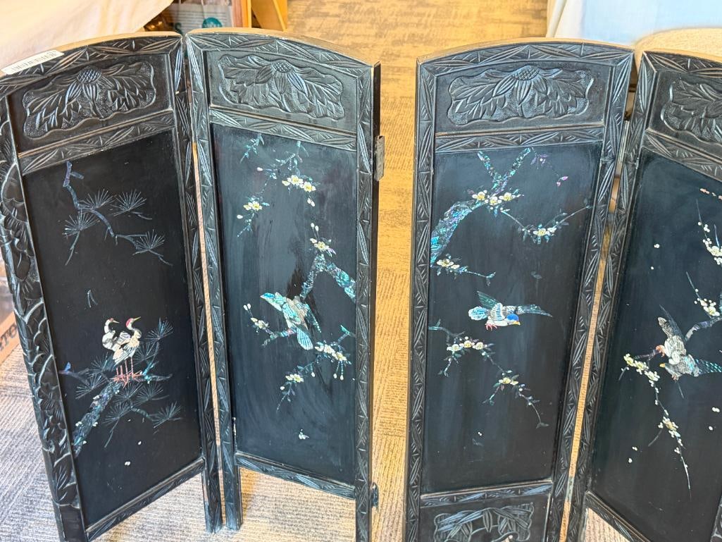 FOUR PIECE CHINESE LACQUERED WOOD ROOM DIVIDER DECORATION WITH ABALONE SHELL INLAY - 2