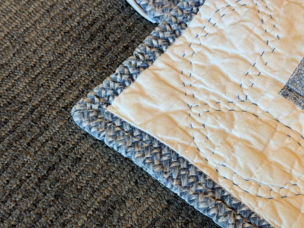 WEDGEWOOD QUILTED BED SPREAD STRIPE DESIGN - 5