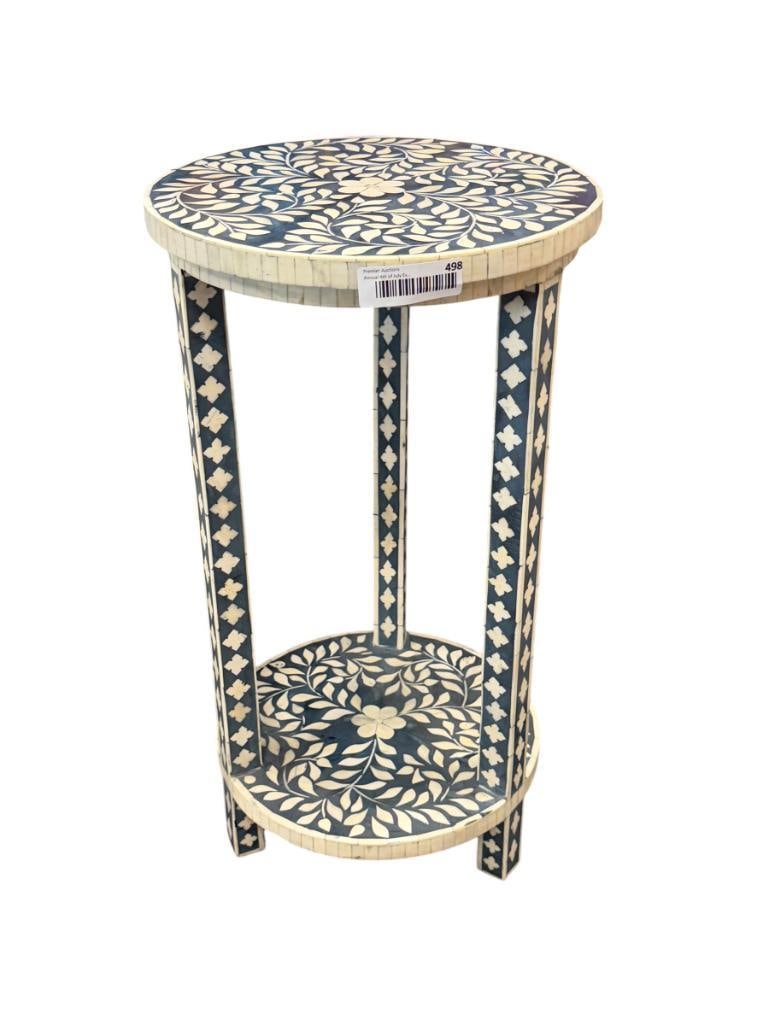 DECORATIVE BLUE AND WHITE MOSAIC ROUND ACCENT TABLE FLORAL DESIGN: 13" ROUND, 24" H