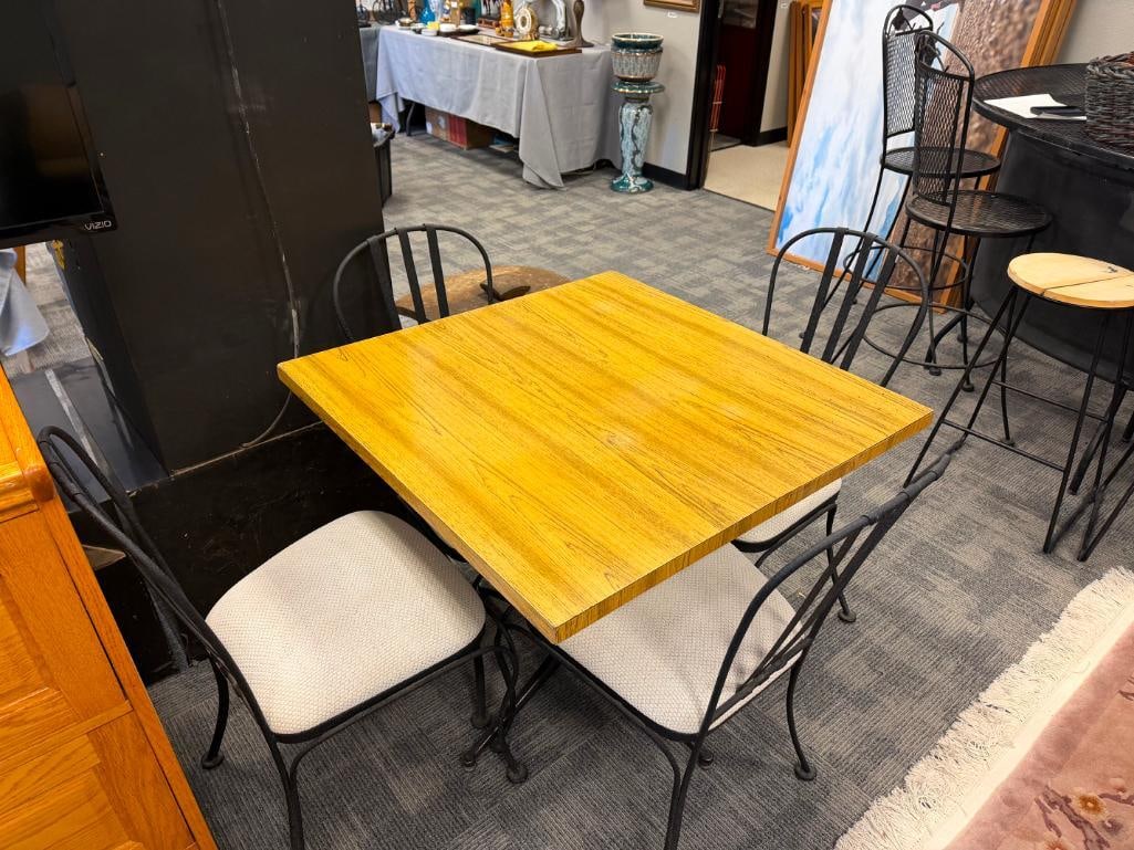 CHROMCRAFT CORP. VINTAGE METAL SIDE CHAIRS BLACK WRINKLE FINISH PLUS LAMINATE TABLE WITH METAL BASE - 12