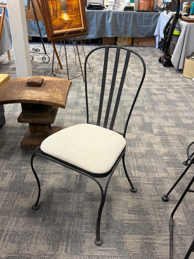CHROMCRAFT CORP. VINTAGE METAL SIDE CHAIRS BLACK WRINKLE FINISH PLUS LAMINATE TABLE WITH METAL BASE - 6