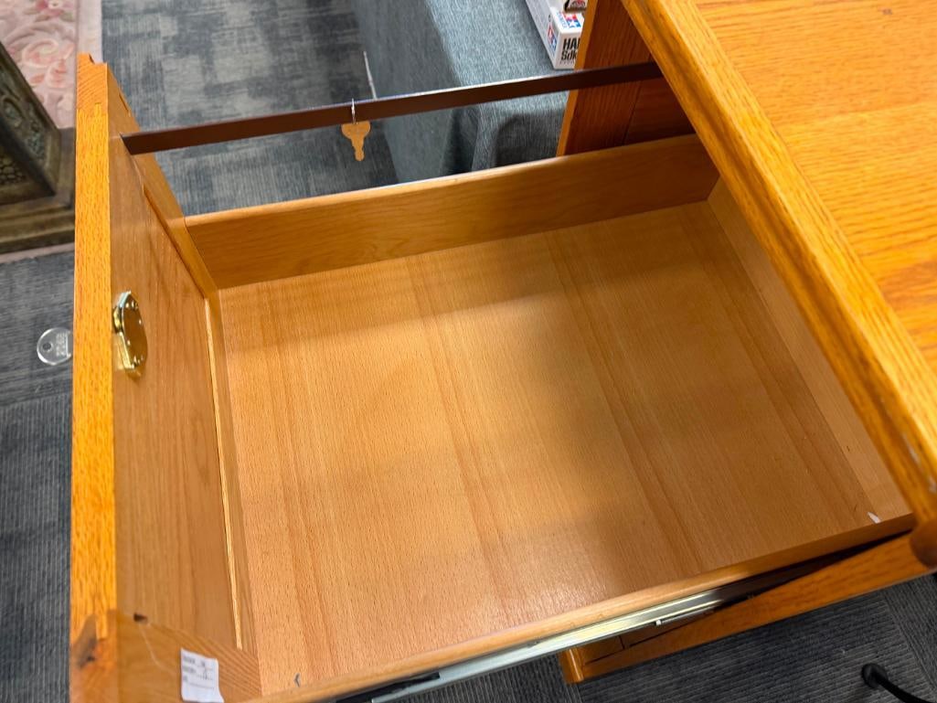 HONEY OAK FINISH THREE DRAWER LEGAL SIZE FILLING CABINET WITH KEYS - 10