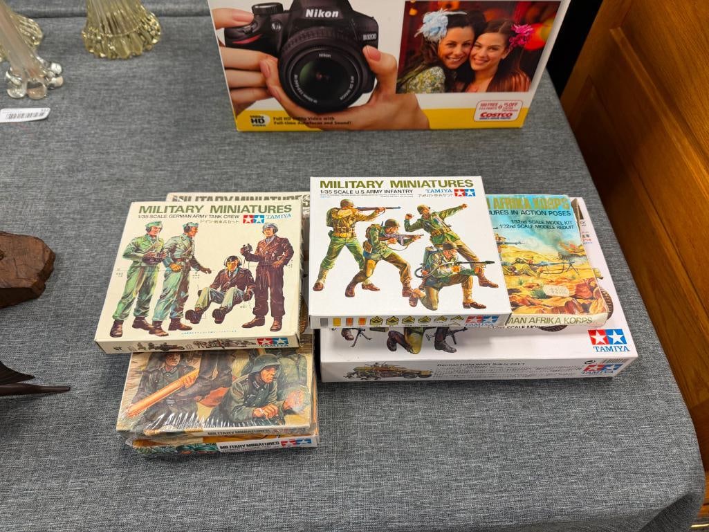 TAMIYA AND AIRFIX 1/32 AND 1/35 SCALE PLASTIC KIT MODEL FIGURES / TROOPS / CREW MEMBERS - 2