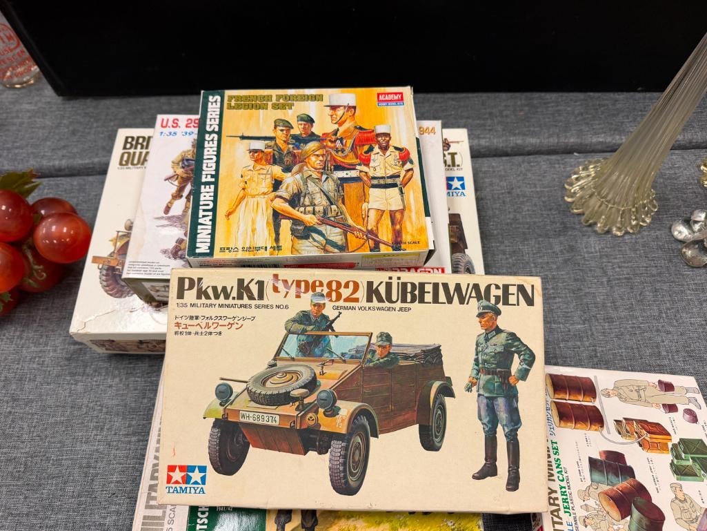 SEVEN TAMIYA, REVELL, DRAGON 1/35 PLASTIC KIT MODEL FIGURES, VEHICLE, AND ACCESSROIES - 10