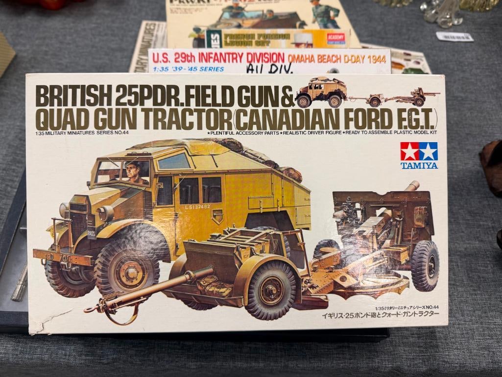 SEVEN TAMIYA, REVELL, DRAGON 1/35 PLASTIC KIT MODEL FIGURES, VEHICLE, AND ACCESSROIES - 17