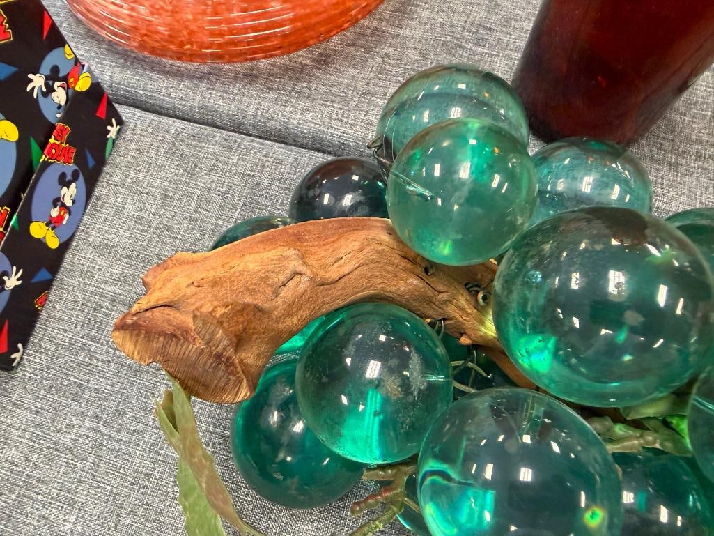 MID-CENTURY ACRYLIC GRAPEVINES IN METALLIC RED AND AQUA COLOR - 5