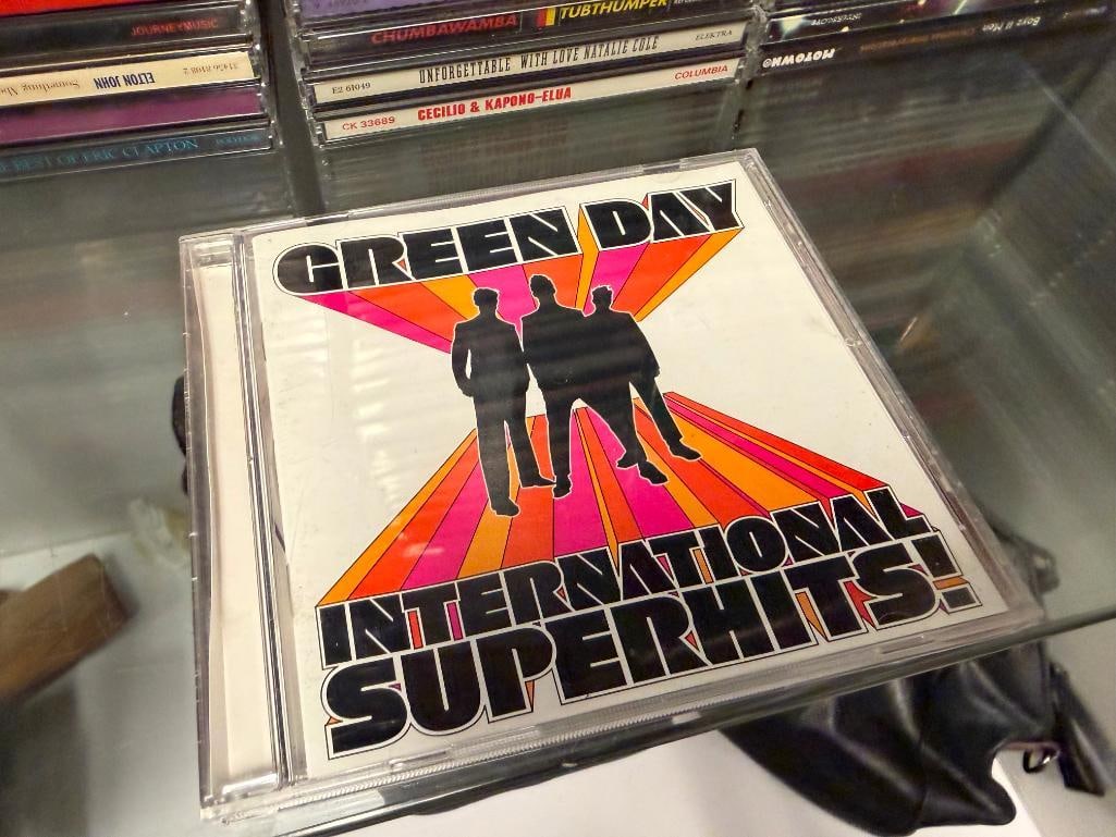 MORE THAN 150 ASSORTED CD'S FEATURING VARIOUS ARTISTS AND GENRES OF MUSIC - 13