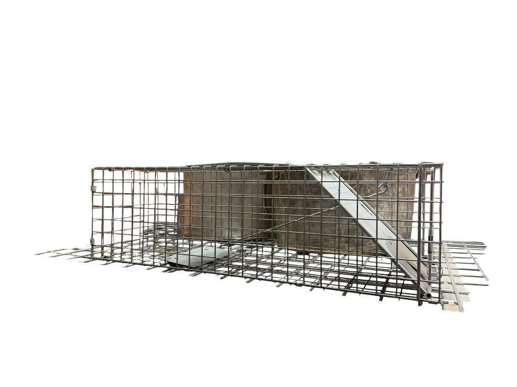 HAVAHART LIVE-CATCH SMALL ANIMAL TRAP: GOOD CONDITION 24" X 7" X 7"