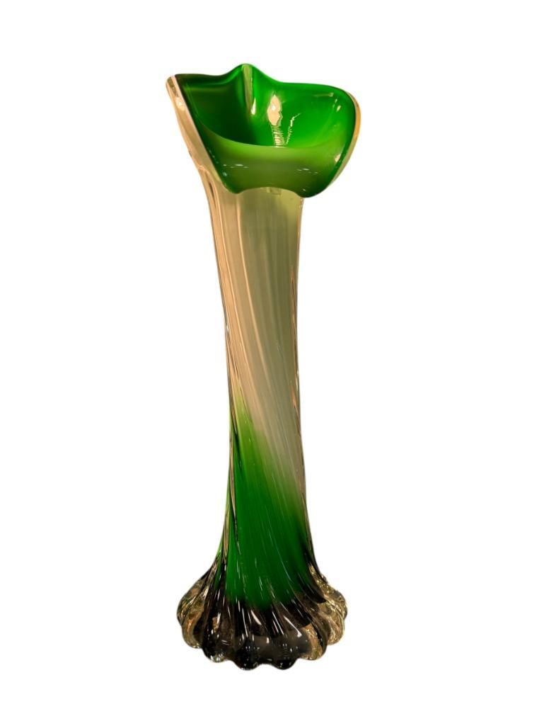 20TH CENTURY HAND BLOWN ART GLASS TULIP CASED GLASS BUD VASE WITH SWIRL DESIGN: GREEN AND WHITE VASE WITH TULIP SHAPED RIM, POLISHED PONTIL, NO CRACKS OR CHIPS 12" H