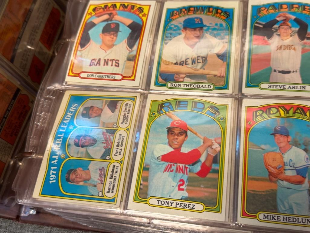 1972 TOPPS BASEBALL CARD SET INCLUDES MANY STARS AND ROOKIE CARDS NEAR COMPLETE - 13