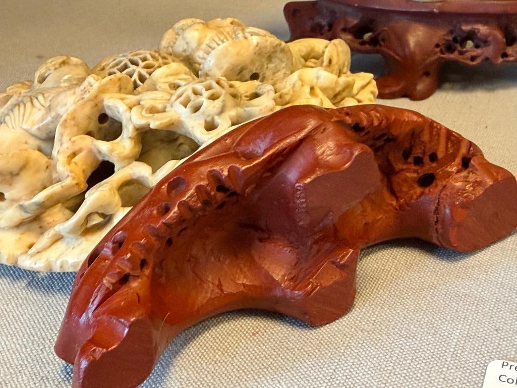 20TH CENTURY CHINESE CARVED SOAPSTONE FOO DOG SCULPTURE AND SCULPTED FOO DOG MINIATURE URNS - 13