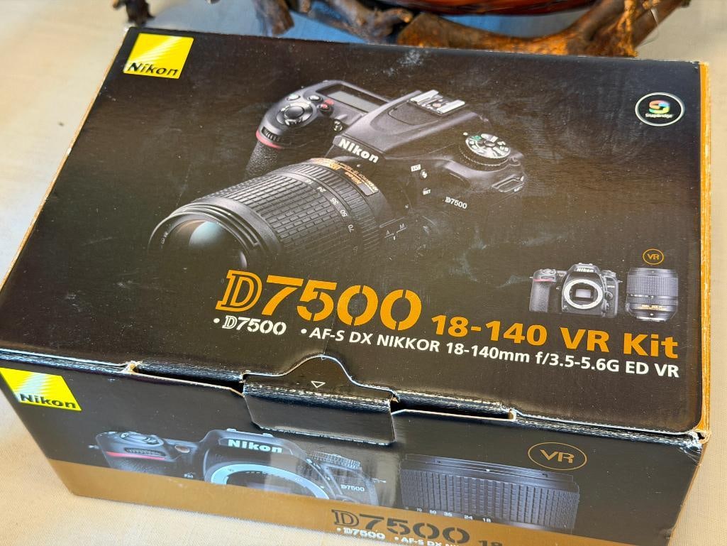 NIKON D7500 VR APS-C DSLR DIGITAL FILM CAMERA 4K UHD WITH VINTAGE NIKKOR - Q 135MM LENS - 8