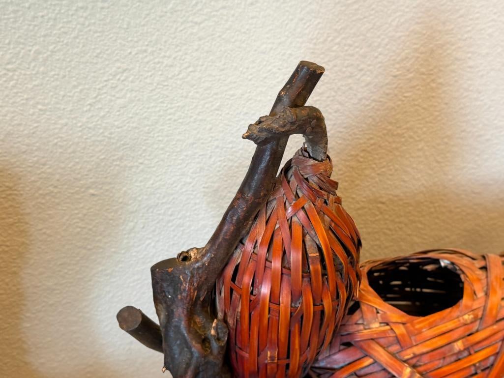 ANTIQUE JAPANESE IKEBANA FLOWER BASKET WOVEN BAMBOO GOURDS ON ROOTWOOD BASE OFTEN CALLED HANAKAGO - 3