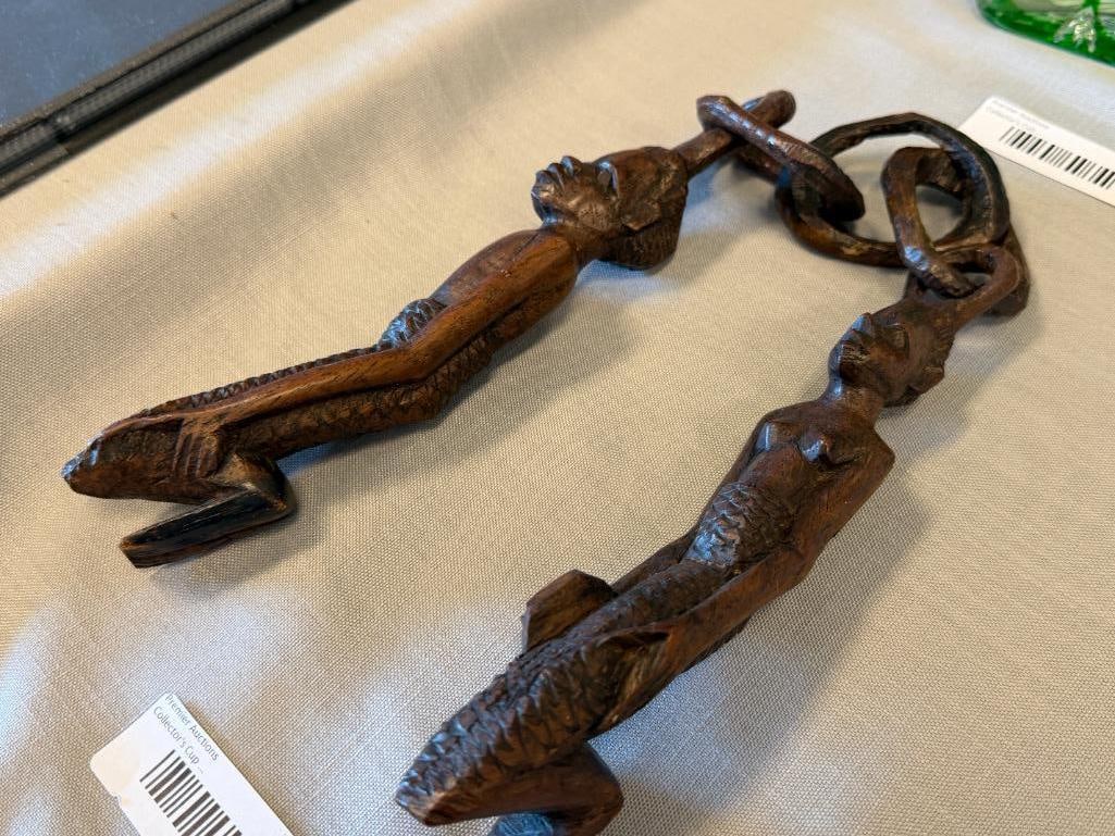 VINTAGE HAND CARVED WOODEN AFRICAN WEDDING CHAIN / FERTILITY CHAIN FIGURES / COUPLE - 2