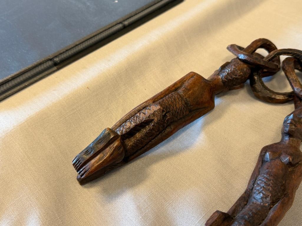 VINTAGE HAND CARVED WOODEN AFRICAN WEDDING CHAIN / FERTILITY CHAIN FIGURES / COUPLE - 5