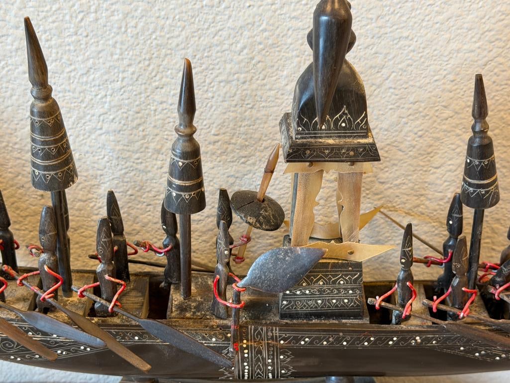 VINTAGE SUPHANNAHONG THAI CARVED WATER BUFFALO HORN ROYAL BARGE DRAGON SHIP - 3