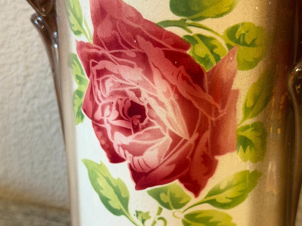 EARLY 20TH CENTURY K&G LUNEVILLE ART NOUVEAU CERAMIC VASE WITH FLORAL DESIGN AND STYLIZED HANDLES - 3