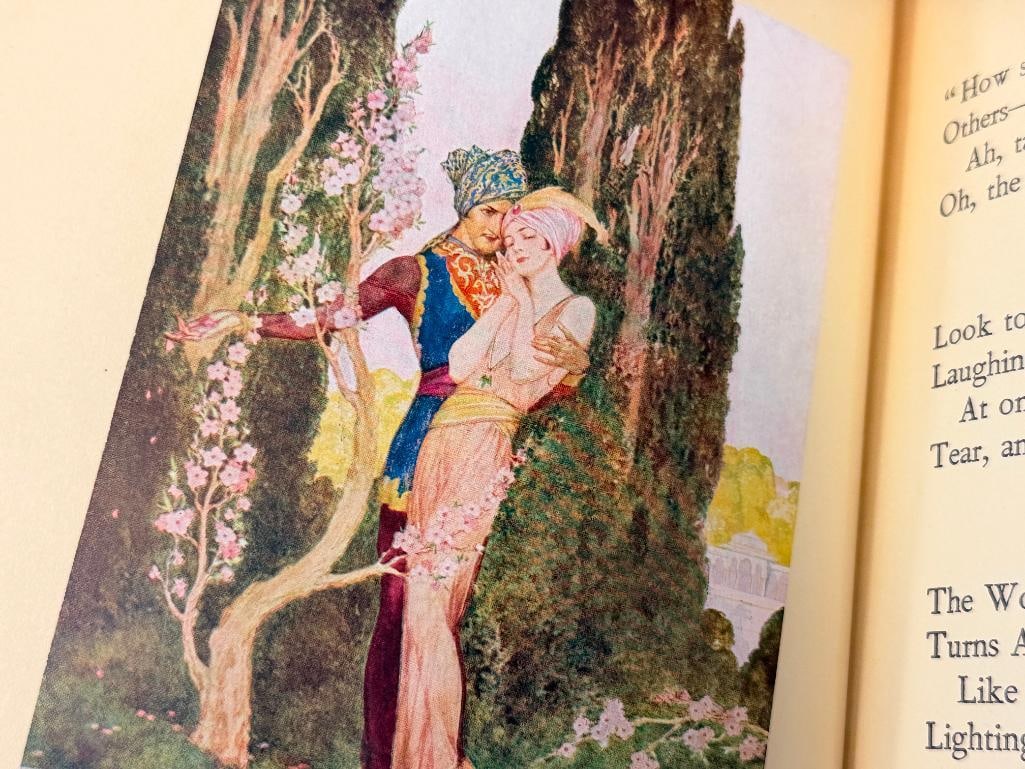 1930'S THE RUBAIYAT OF OMAR KHAYYAM BOOK ILLUSTRATED WITH TIPPED-IN COLOR PLATES BY WILLY POGANY - 7