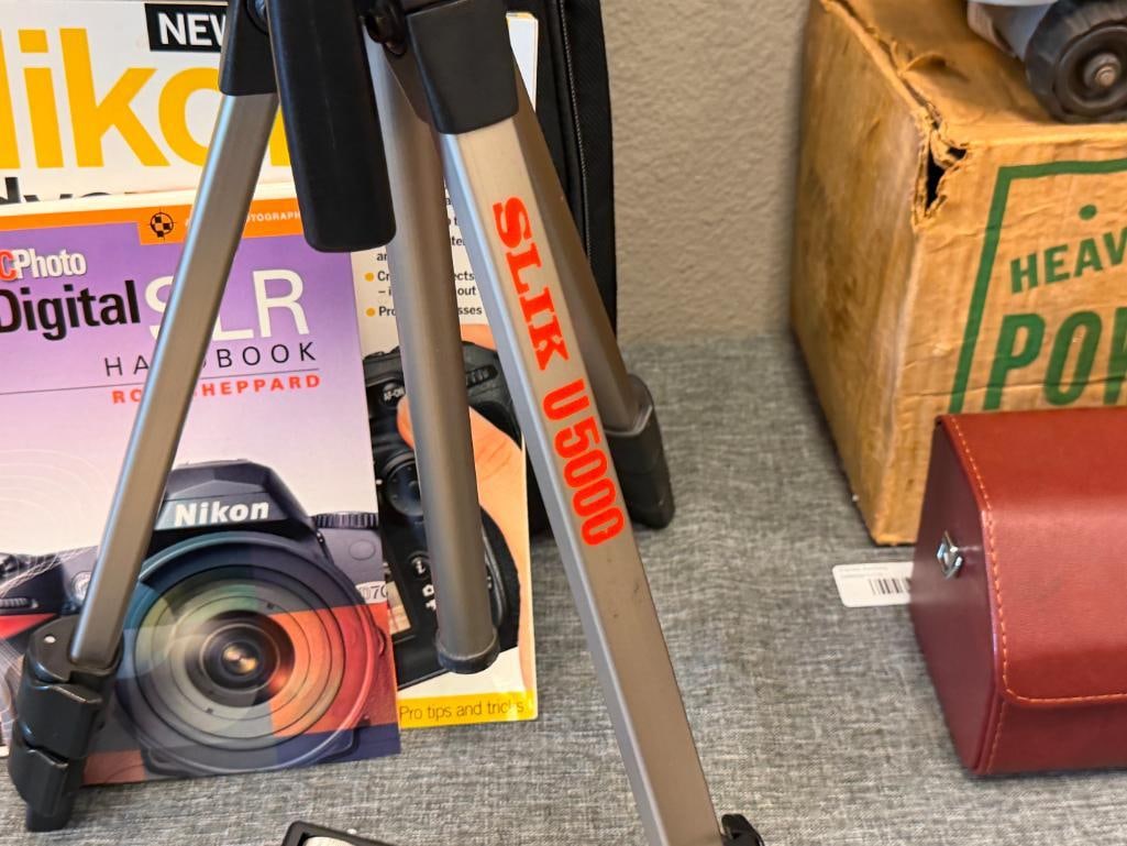 SLIK U5000 CAMERA TRIPOD, BESCHOI CAMERA PACK, AND PISTOL GRIP HANDLE - 3