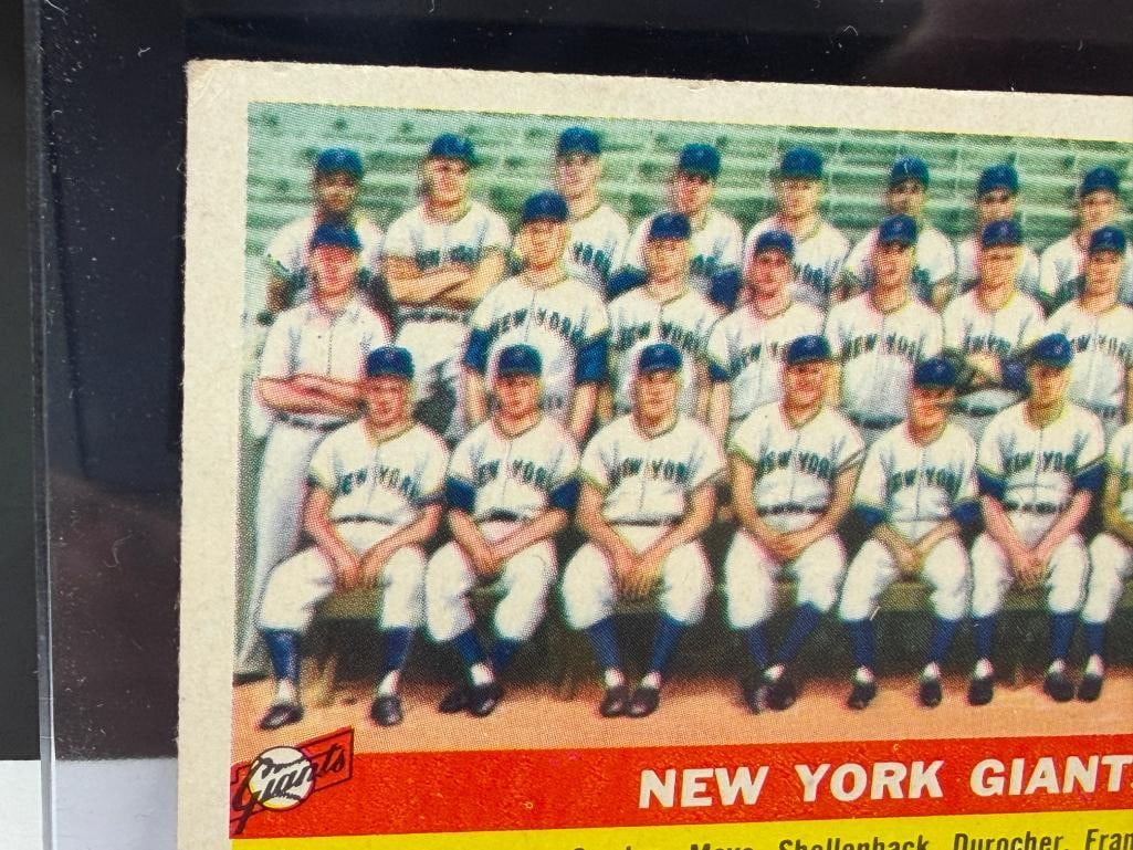 1956 TOPPS #226 NEW YORK GIANTS TEAM BASEBALL CARD GRAY BACK - 3