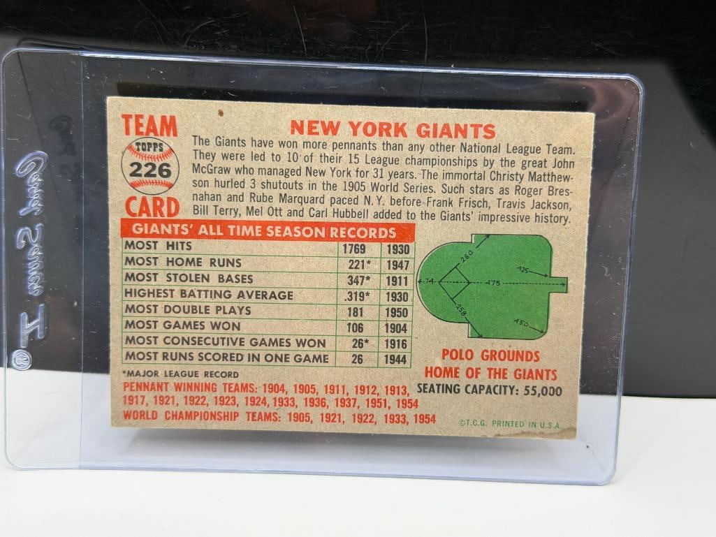 1956 TOPPS #226 NEW YORK GIANTS TEAM BASEBALL CARD GRAY BACK - 7