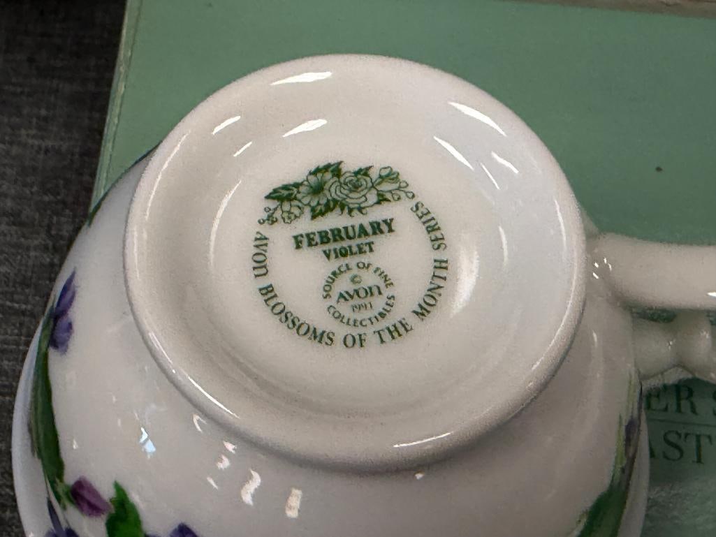 AVON BLOSSOMS OF THE MOONTH 1991 FLORAL CUPS AND SAUCERS SIX SETS TOTAL - 5