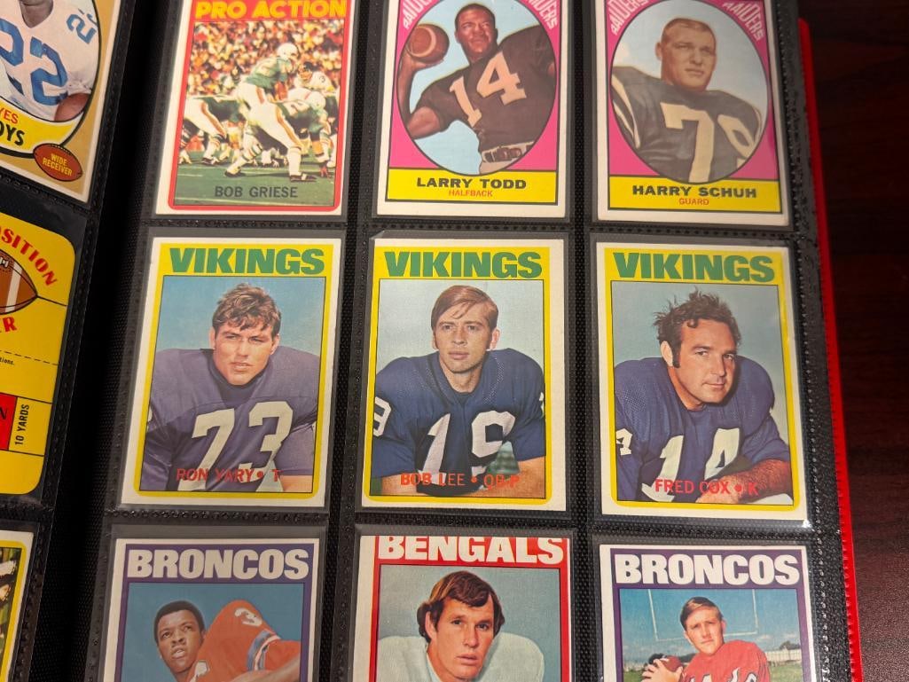 324 VINTAGE 1966-1973 FOOTBALL CARDS INCLUDING HALL OF FAMERS AND ROOKIE CARDS - 10