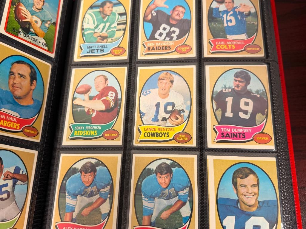 324 VINTAGE 1966-1973 FOOTBALL CARDS INCLUDING HALL OF FAMERS AND ROOKIE CARDS - 6