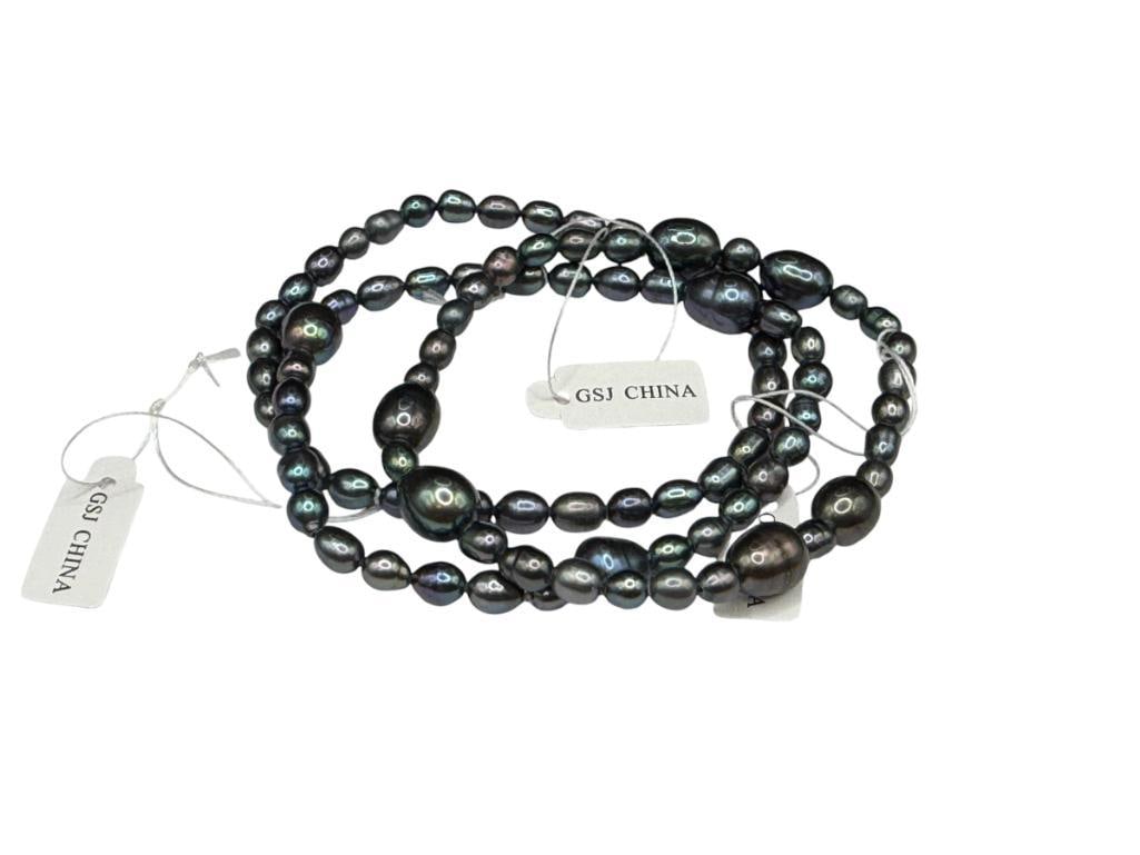 THREE GSJ DESIGNER DYDED PURPLE FRESHWATER PEARL BRACELETS: ELASTIC BANDS, GSJ CHINA DESIGNER UP TO 9MM PEARLS