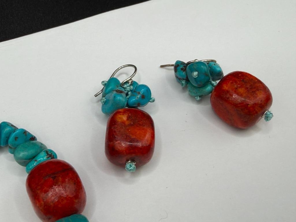 HANDMADE TURQUOISE AND CORAL BEAD BRACELET AND MATCHING EARRINGS - 4