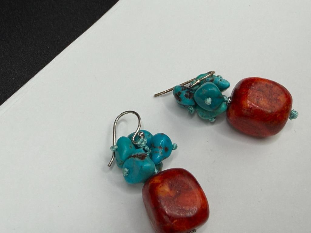 HANDMADE TURQUOISE AND CORAL BEAD BRACELET AND MATCHING EARRINGS - 5