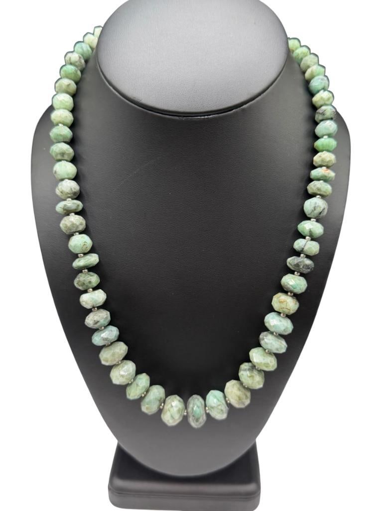 GRADUATED FACETED GREEN JADE NECKLACE WITH STERLING SILVER CLASP (1 of 5)