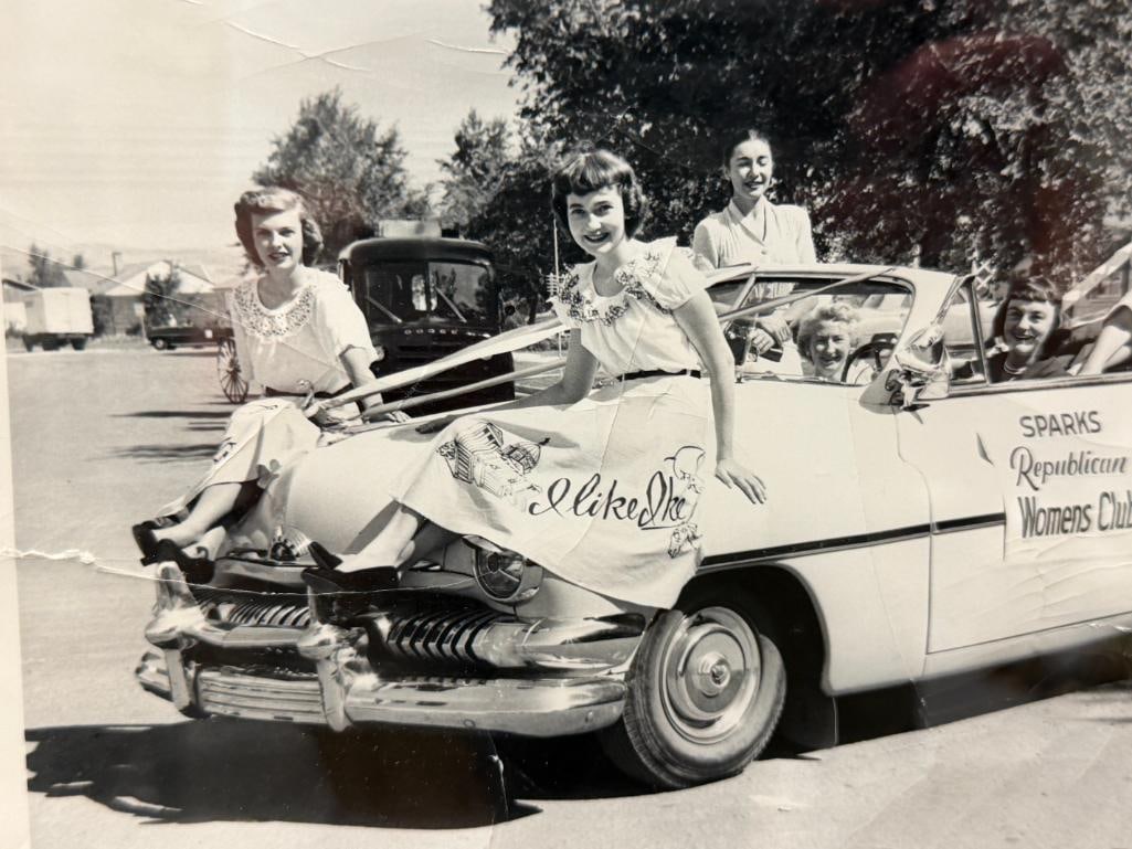 GROSS PHOTO 1950'S POLITICAL PHOTOGRAPH DWIGHT D. EISENHOWER I LIKE IKE SPARKS, NV WOMENS CLUB - 3